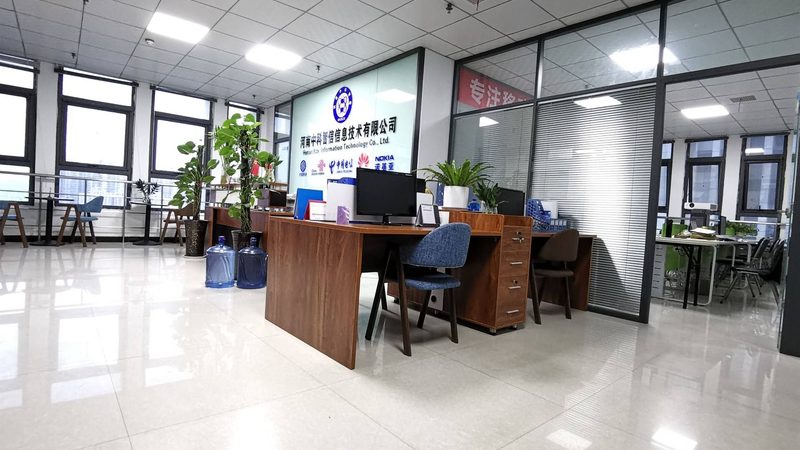 小标题：数字化转型浪潮下的企业困境